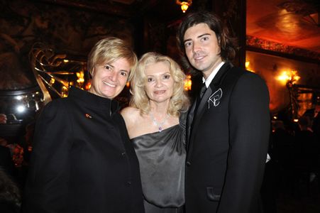 Terminator Salvation Paris Premiere. From Left: Princess Gloria von Thurn und Taxis, Eva O.H. Kubicek and Victor Kubicek