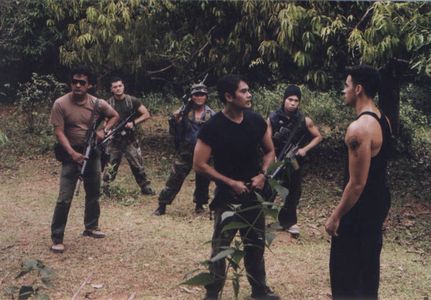 John Arcilla and Carlos Morales in Woman of Mud (2000)