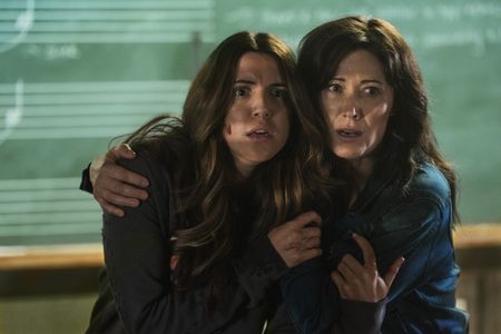 Katrina Hobbs and Arielle Carver-O'Neill in Ash vs Evil Dead (2015)