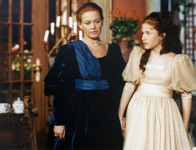 Jana Preissová and Katerina Urbancová in Berenika (1989)