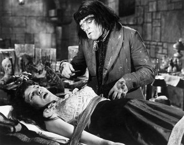 Barbara Burke and Victor Maddern in Blood of the Vampire (1958)