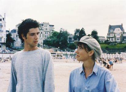 Amanda Langlet and Melvil Poupaud in A Summer's Tale (1996)