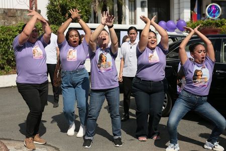 Aleli Shane Armerola, Kakai Bautista, Shyr Valdez, Chinggay Riego, Cai Cortez, and Muriel Lomadilla in First Lady (2022)