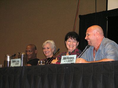 Tony Todd, Lee Meriweather, Yvonne Craig and Ken Feinberg talk STAR TREK with fans.