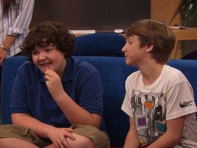 Jake Short and Aedin Mincks in A.N.T. Farm (2011)