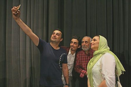 Mohammad Kazem Shiran, Saeed Amirsoleimani, Elham Pavehnejad, and Sepand Amirsoleimani in Faramoshnameh (2016)