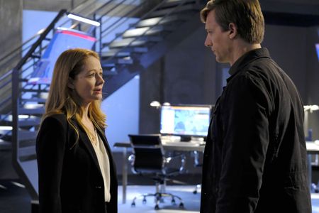 Miranda Otto and Teddy Sears in 24: Legacy (2016)