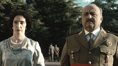 Jesús Castejón and Ana Torrent in Letter to Eva (2012)