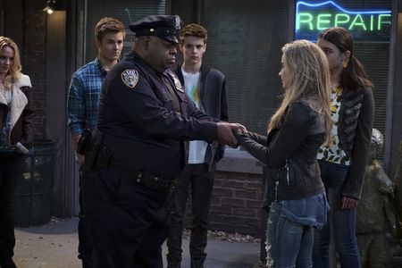 Reginald VelJohnson, Cheryl Texiera, Rowan Blanchard, Sabrina Carpenter, Corey Fogelmanis, and Peyton Meyer in Girl Meet