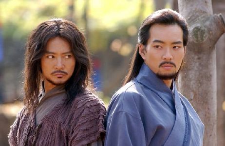 Su-jong Choi and Il-guk Song in Emperor of the Sea (2004)