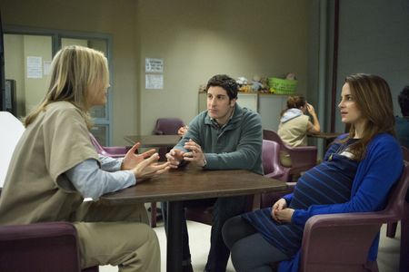 Jason Biggs, Maria Dizzia, and Taylor Schilling in Orange Is the New Black (2013)