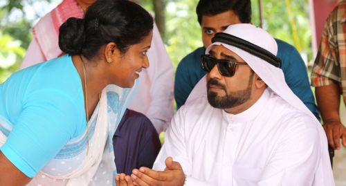 Biju Menon, Kalabhavan Haneef, S.V. Krishna Shankar, and Manju Pathrose in Marubhoomiyile Aana (2016)