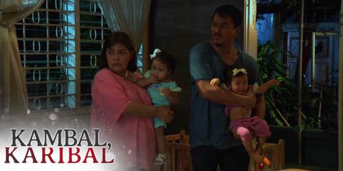 Raquel Monteza and Gardo Versoza in Kambal, karibal (2017)