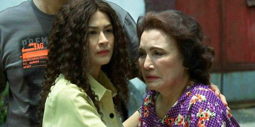 Helen Gamboa and Marian Rivera in Super Ma'am (2017)