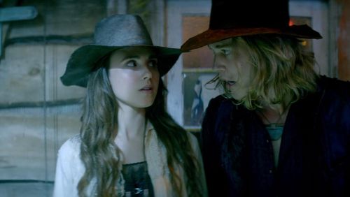 Austin Butler and Poppy Drayton in The Shannara Chronicles (2016)