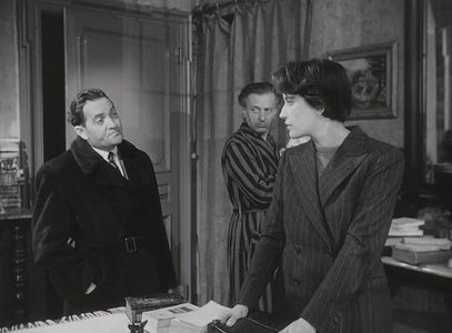 Vittorio Manfrino, Gino Rossi, and Vittoria Mondello in Story of a Love Affair (1950)