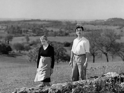 Blanchette Brunoy and Georges Rollin in It Happened at the Inn (1943)