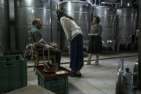 Rubén Blades, Marlene Forte, and Patricia Reyes Spíndola in Fear the Walking Dead (2015)