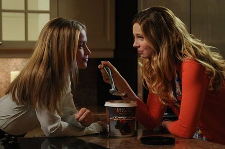 Piper Perabo and Anne Dudek in Covert Affairs (2010)