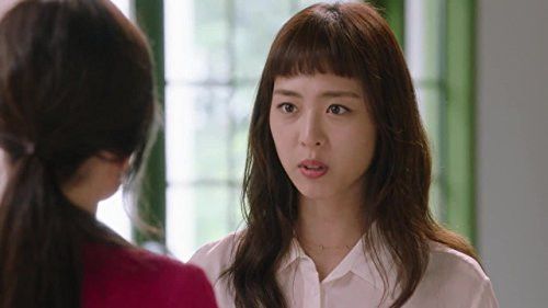 Yeon-hee Lee in Reunited Worlds (2017)