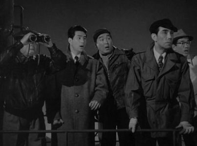 Minoru Chiaki, Yukio Kasama, Hiroshi Koizumi, Akira Sera, and Shirô Tsuchiya in Godzilla Raids Again (1955)