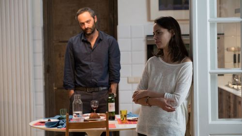 Bérénice Bejo and Cédric Kahn in After Love (2016)