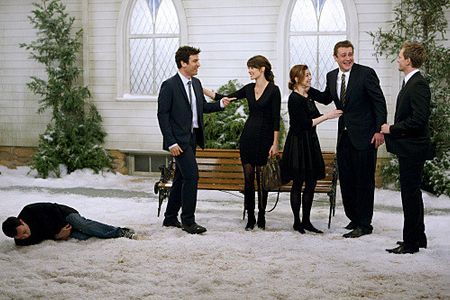 Neil Patrick Harris, Alyson Hannigan, Jason Segel, Danny Strong, Josh Radnor, and Cobie Smulders in How I Met Your Mothe