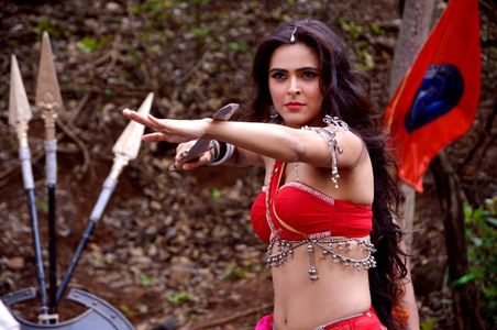 Madhurima Tuli in Chandrakanta (2017)