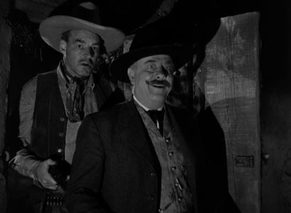 Arthur Loft and Ray Teal in Along Came Jones (1945)