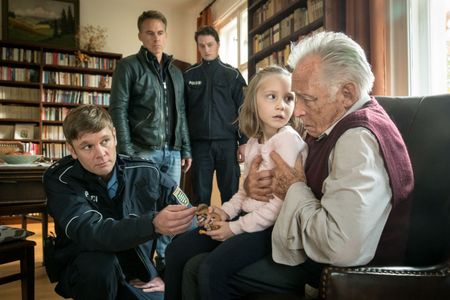 Kai Ivo Baulitz, Marco Girnth, Horst Westphal, Emanuel Schiller, and Clara Veihelmann in Leipzig Homicide (2001)