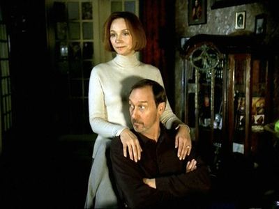 Irina Kupchenko and Oleg Yankovskiy in Come Look at Me (2001)