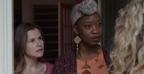 Caroline Palmer and Olunike Adeliyi in Season 2 of Workin' Moms