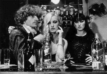 Thomas Heitkamp, Cleo Kretschmer, and Ginny Enroe in Der Allerletzte (1979)