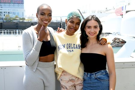 Libe Barer, Sasheer Zamata, and Diamond White