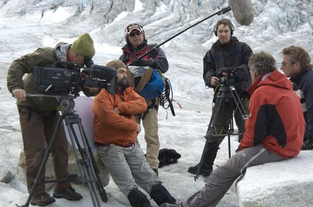 Sean Penn, Joe Berlinger, and Jon Krakauer in Iconoclasts (2005)