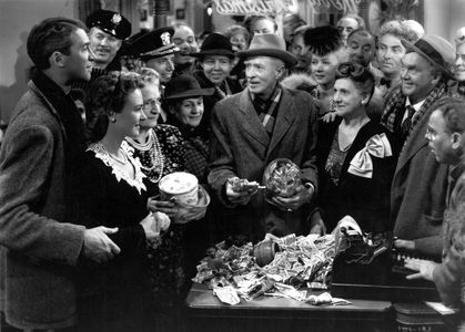 James Stewart, Ward Bond, Donna Reed, Gloria Grahame, Beulah Bondi, Frank Faylen, Todd Karns, Thomas Mitchell, Lillian R