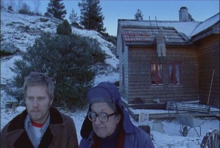 Jon Eikemo and Anderz Eide in Forfall (2002)