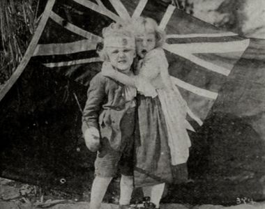 Francis Carpenter and Virginia Lee Corbin in Treasure Island (1917)