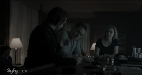 Kirk Acevedo, Amanda Schull, and Aaron Stanford in 12 Monkeys (2015)