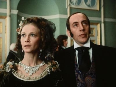 Oleg Shklovsky and Svetlana Smirnova in The Prisoner of Castle If (1988)