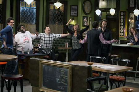 Eva Amurri, Chris D'Elia, Bianca Kajlich, David Fynn, Ron Funches, Brent Morin, and Rick Glassman in Undateable (2014)