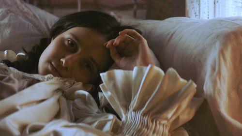 Julia Goldani Telles in The Wind (2018)