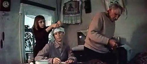 Valeri Shalnykh, Arkadi Trusov, and Kseniya Turchan in Polyot s kosmonavtom (1980)