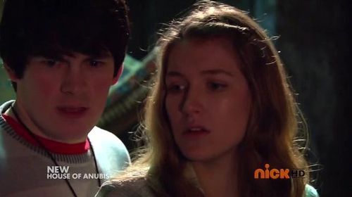 Nathalia Ramos and Brad Kavanagh in House of Anubis (2011)