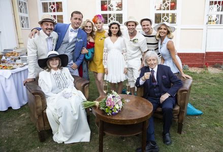 Otakar Brousek, Václav Neckár, Eva Pilarová, Monika Absolonová, Petr Vondrácek, Ondrej Brzobohatý, and Ondrej Havel in A