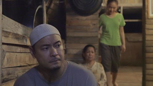 Allen Dizon, Peewee O'Hara, and Abby Bautista in Maalaala Mo Kaya (1991)