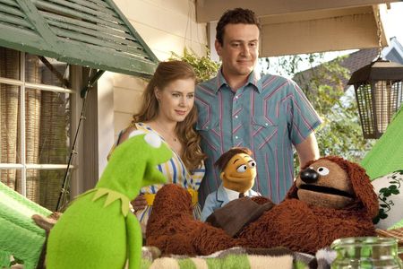 Amy Adams, Bill Barretta, Peter Linz, Jason Segel, Matt Vogel, Steve Whitmire, Rowlf, Walter, and Kermit the Frog in The