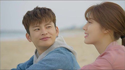 Nam Ji-hyun and Seo In-Guk in Shopping King Louie (2016)