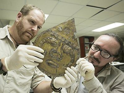 Josh Gates in Expedition Unknown (2015)