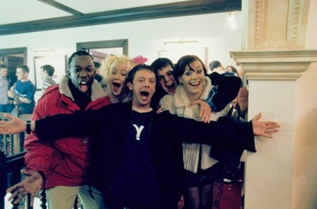 Danny Dyer, Shaun Parkes, Lorraine Pilkington, Nicola Reynolds, and John Simm in Human Traffic (1999)